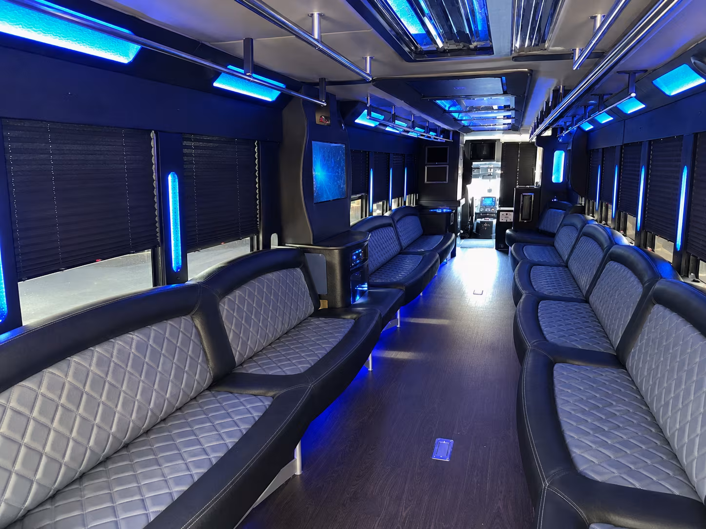 Salem Birthday, Sweet 16, & Quinceañera Party Bus Rentals
